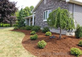 Cedar Mulch In Garden Chips For